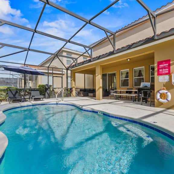 *Private Pool *BBQ *Near Disney *Sleeps 10 - Image 1