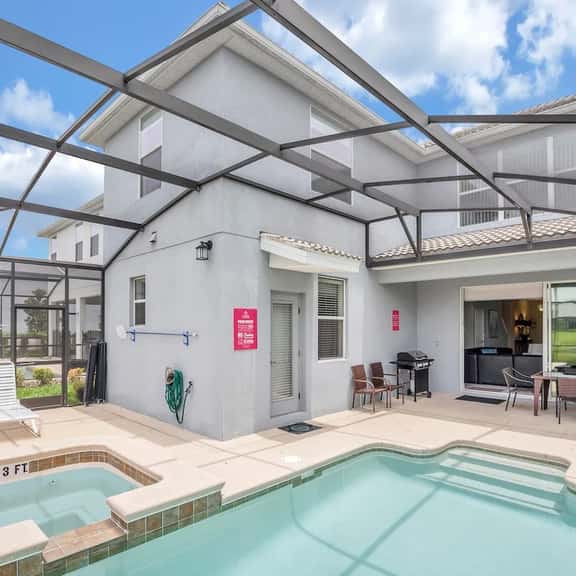 Lakeview Home w/ Private Pool & FREE Water Park! - Image 1