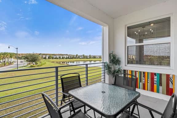 Beautiful 2BR Condo w/ Private Balcony near Disney - Image 3