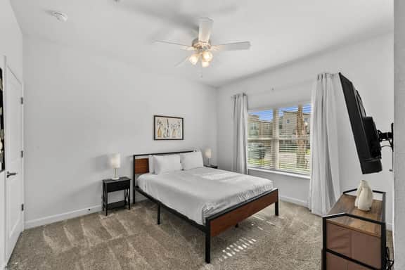 Sleeps 10 *Private Pool *FREE Waterpark Access! - Image 5