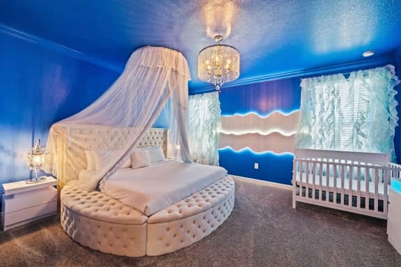 Pool Spa! 6BR Home w Theater, Game & Themed Rooms - Image 5