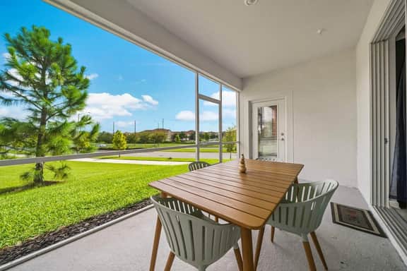 Resort Access: 2BR Condo Retreat near Disney World - Image 3
