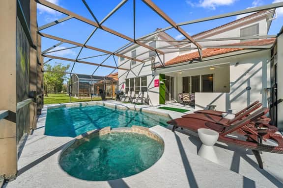 Sleeps 12 • Pvt pool & spa • Game table - Image 2