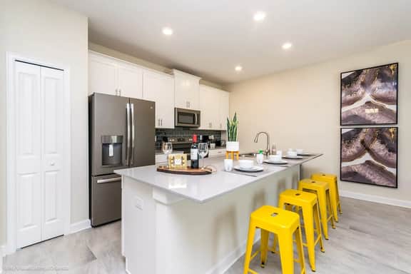 Modern 4BR Oasis Near Disney with Private Pool! - Image 4