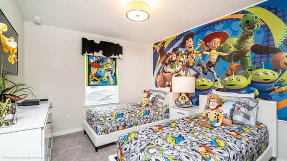 Resort Oasis! 4BR Townhome w Private Pool near WDW - Image 2