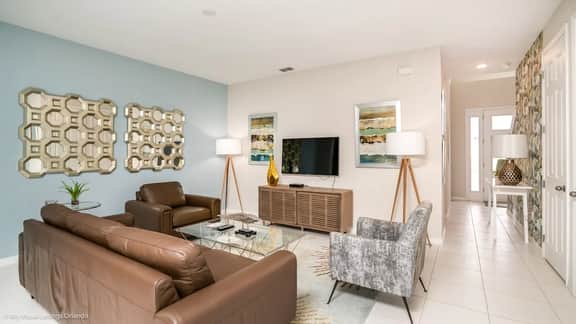 Resort Oasis! 4BR Townhome w Private Pool near WDW - Image 4