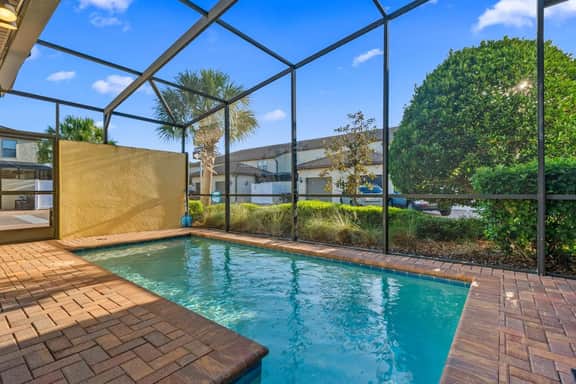 5BR Townhome w/ Private Pool·BBQ·Near Disney - Image 2