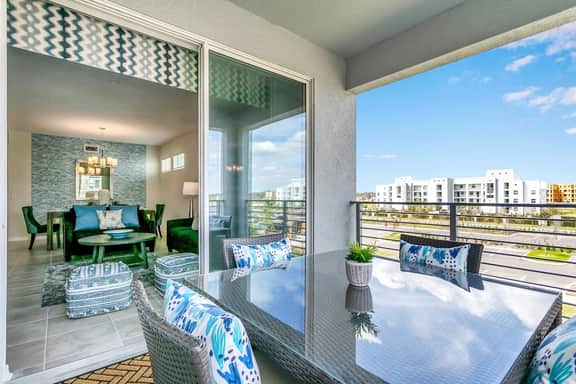 3BR Condo w/Balcony & Waterpark Access near Disney - Image 2