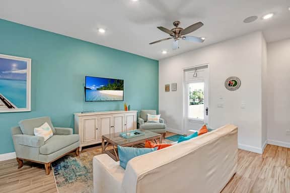 Disney near Pool Paradise! 5BR w/ Balcony - Image 3