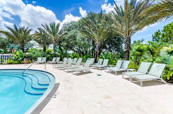 Resort Oasis! 3BR Townhome w Free Parking near WDW - Image 4