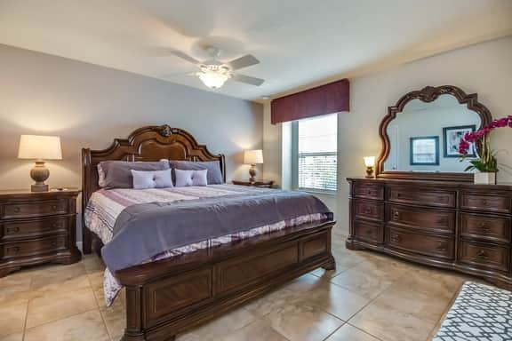 Charming 4-BR Lake Access Townhouse with Pool Fun - Image 4