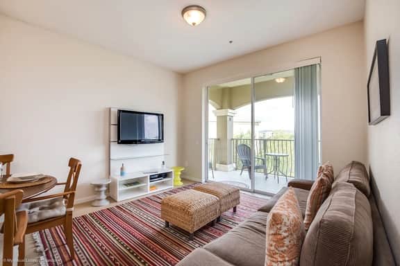 Disney near: 2BR Getaway w Balcony & Resort Access - Image 2