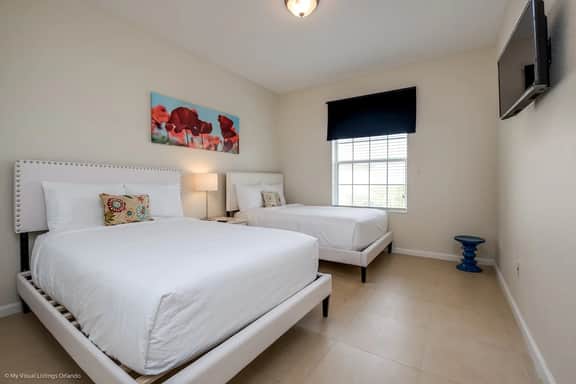 Disney near: 2BR Getaway w Balcony & Resort Access - Image 5