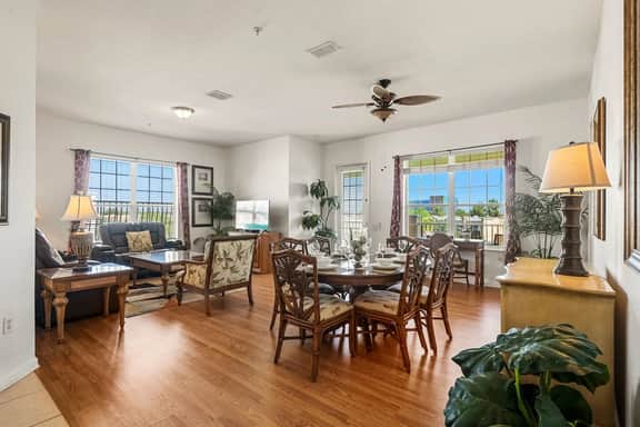 Fabulous 3BR Condo w/ Balcony near Disney Orlando! - Image 4