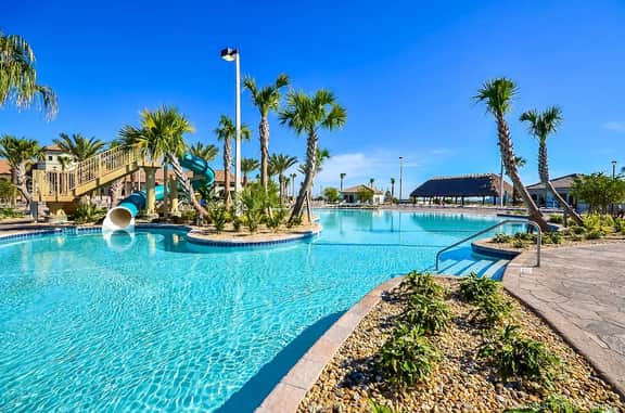 Resort Access 5BR Oasis w Pool, Game Room near WDW - Image 4