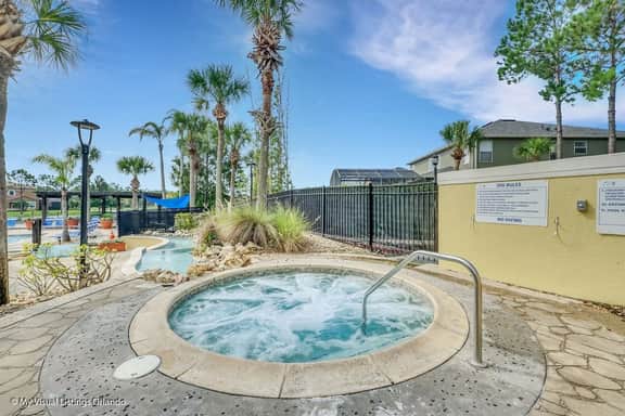 Sleeps 6·BBQ·Game Table·Clubhouse Amenities - Image 3
