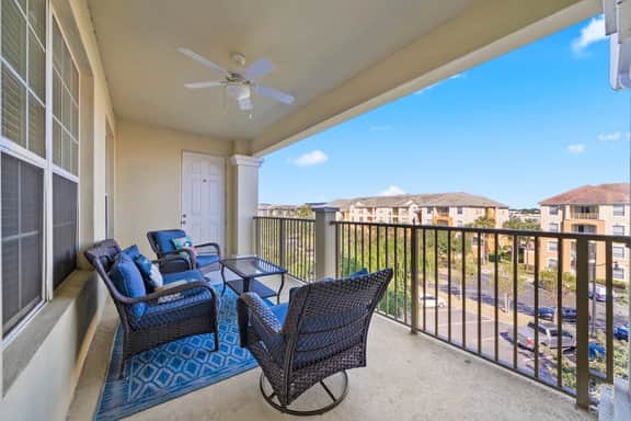 Premium 3BR condo Resort Perks near Epic Universe! - Image 3