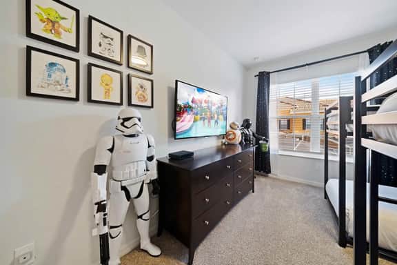 Pool Oasis 4BR Townhome w Theme rooms near Disney - Image 4