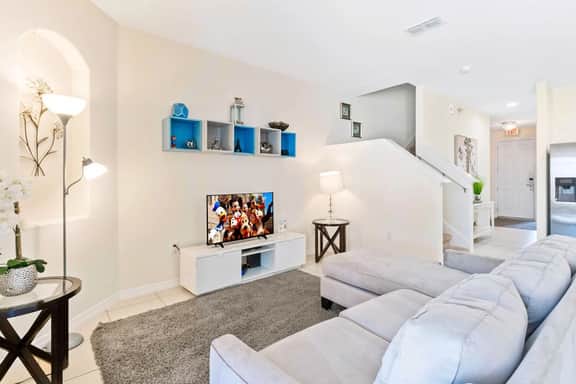 Charming 4BR Townhouse w/ PVT Pool & Resort Access - Image 2