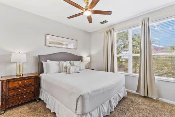 Modern 3BR Townhome near Orlando Top Attractions - Image 3