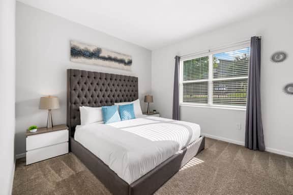 ChampionsGate 2BR Condo w Pool Table near Disney - Image 5