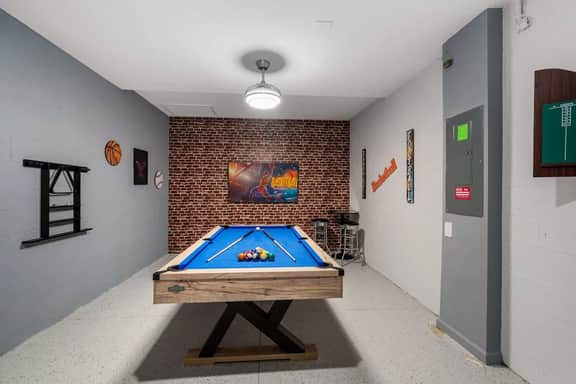 ChampionsGate 2BR Condo w Pool Table near Disney - Image 2