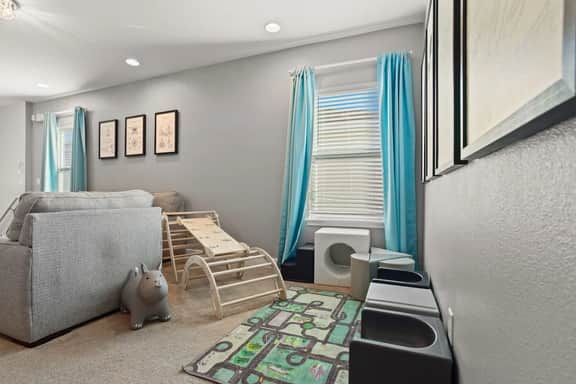 6BR Pool Home near Theme Parks & Disney - Image 4