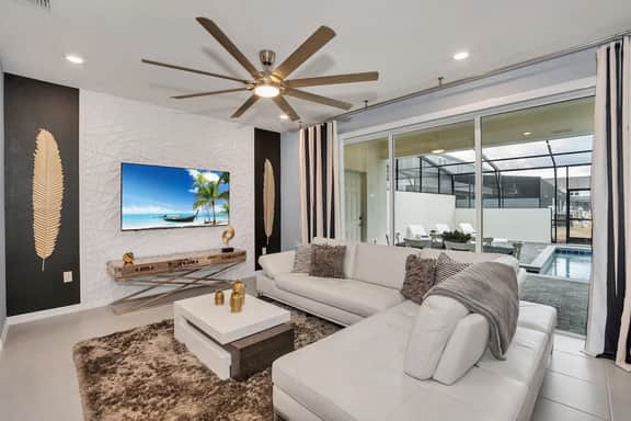 Game & Theme Rooms 5BR Townhome w Pool/Spa - Image 2