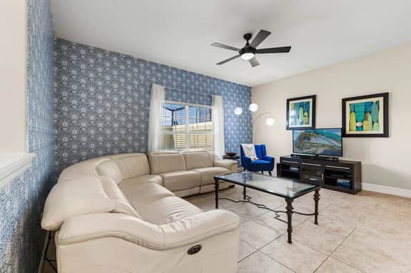 Private Pool·Lake View·BBQ·Mins to Disney - Image 4