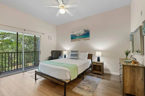 Resort & Pool Access: 3BR Condo w Balcony near WDW - Image 2