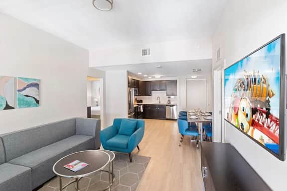 Disney near Location 3BR Condo w/ Balcony - Image 5