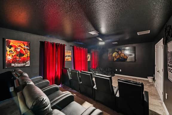 *Arcade Games*Theme Rooms*Pvt Pool*Cinema Seats* - Image 5