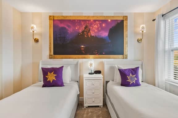 *Arcade Games*Theme Rooms*Pvt Pool*Cinema Seats* - Image 4