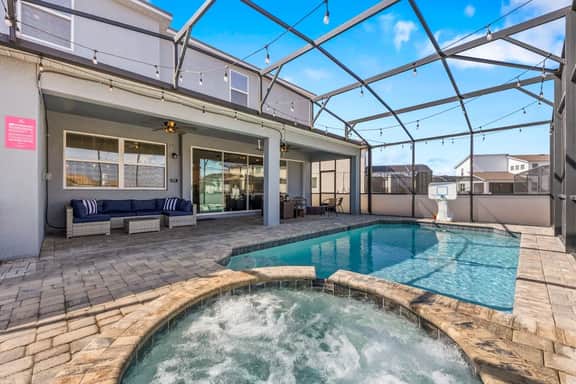 Sleeps 22•Pvt pool & spa•Game room - Image 2