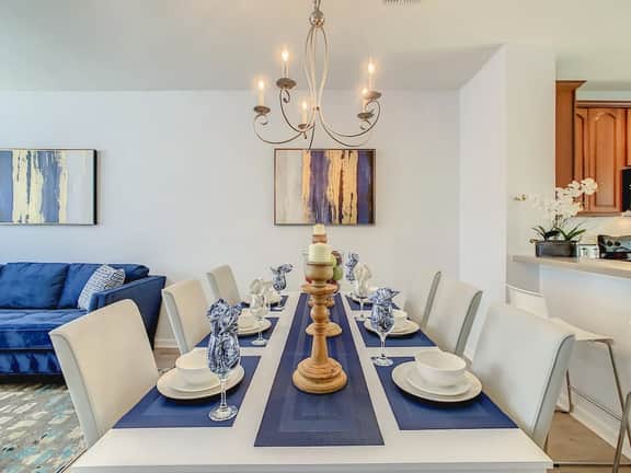 Orlando Getaway! 3BR Townhome near Disney & OCCC - Image 3