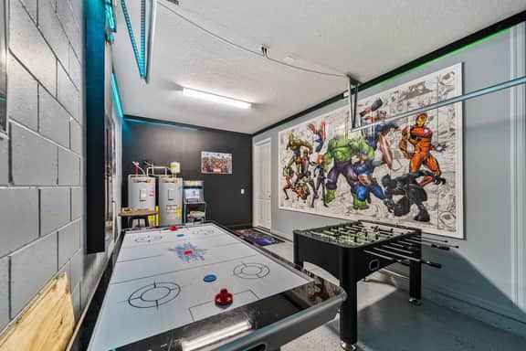 Sleep 18* Private Pool & Game Room - Image 4