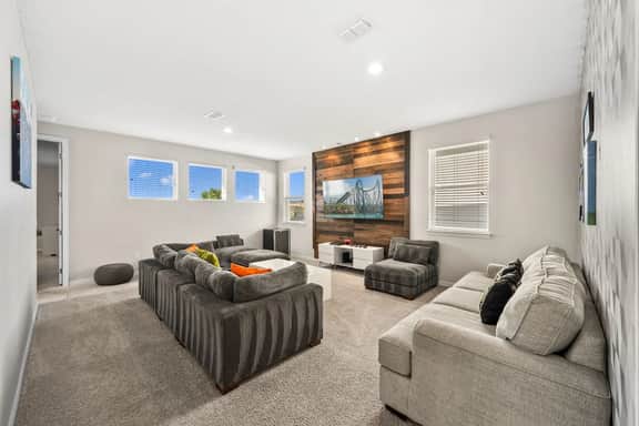 Sleep 18* Private Pool & Game Room - Image 2