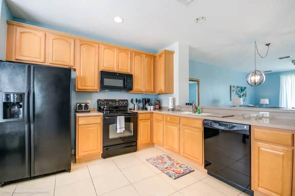 Premium 3BR condo in Vista Cay near Epic Universe! - Image 3