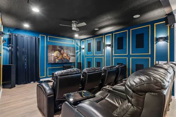 12BR, BBQ Oasis, Game Room & Home Theater! - Image 4