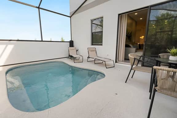 Near Theme Parks•Drive•Pvt Pool•Poker Room - Image 3