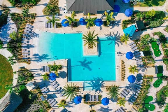 Oasis near Disney! 4BR Home w/ Private Pool Spa - Image 5