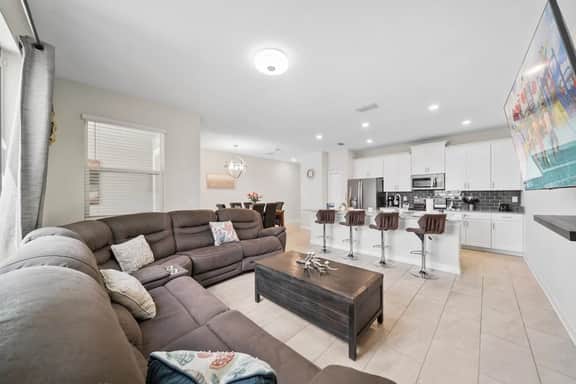 Oasis near Disney! 4BR Home w/ Private Pool Spa - Image 4